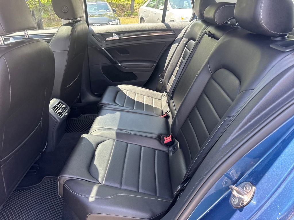 Used 2017 Volkswagen Golf SEL FWD image 15