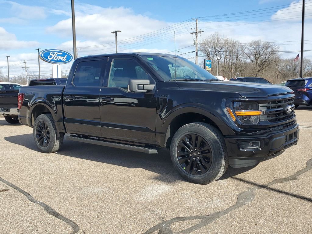 New 2025 Ford F150 XLT w/ Equipment Group 302A MID