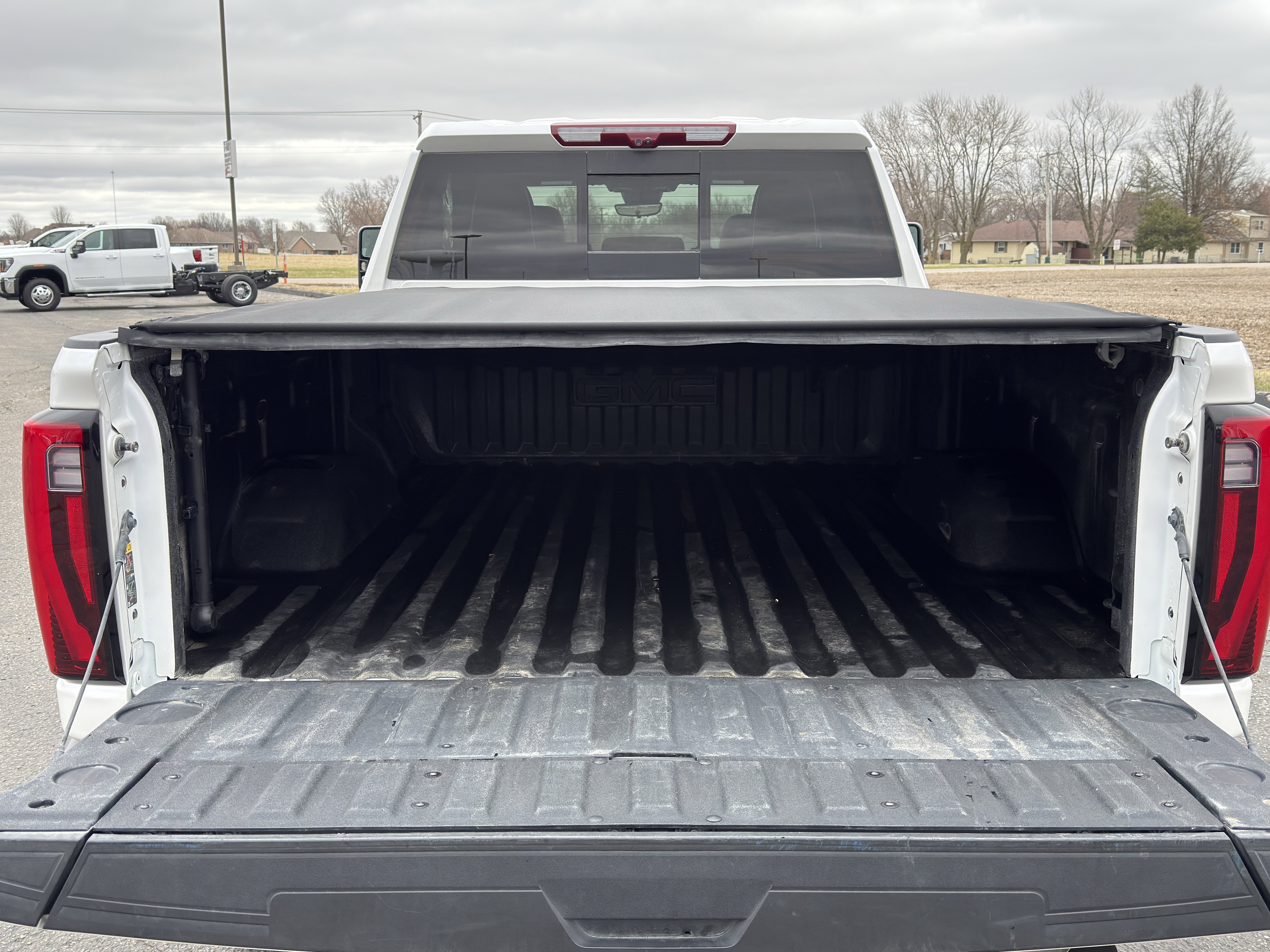 Used 2025 GMC Sierra 2500 Denali Ultimate image 5