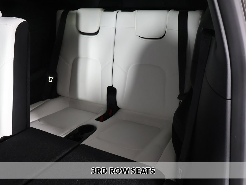 Used 2023 Tesla Model Y Long Range AWD/4WD image 11