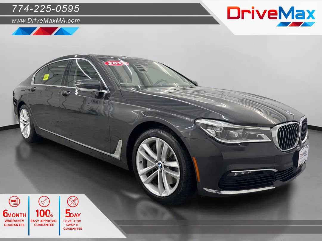Used 2017 BMW 750i xDrive image 1