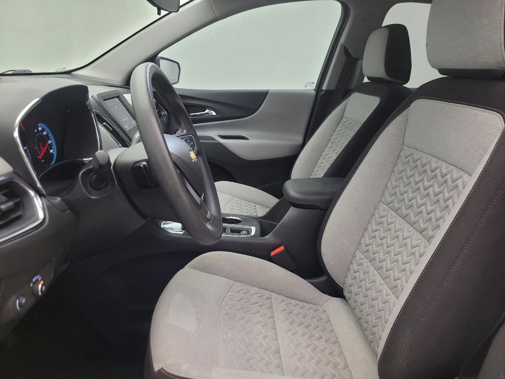 Used 2023 Chevrolet Equinox LS FWD image 17
