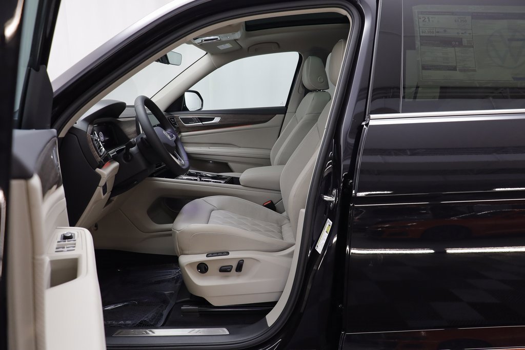 New 2026 Volkswagen Atlas SEL Premium R-Line image 6