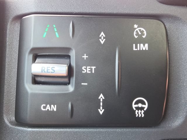 Used 2022 Land Rover Defender 110 X-Dynamic HSE AWD/4WD image 59
