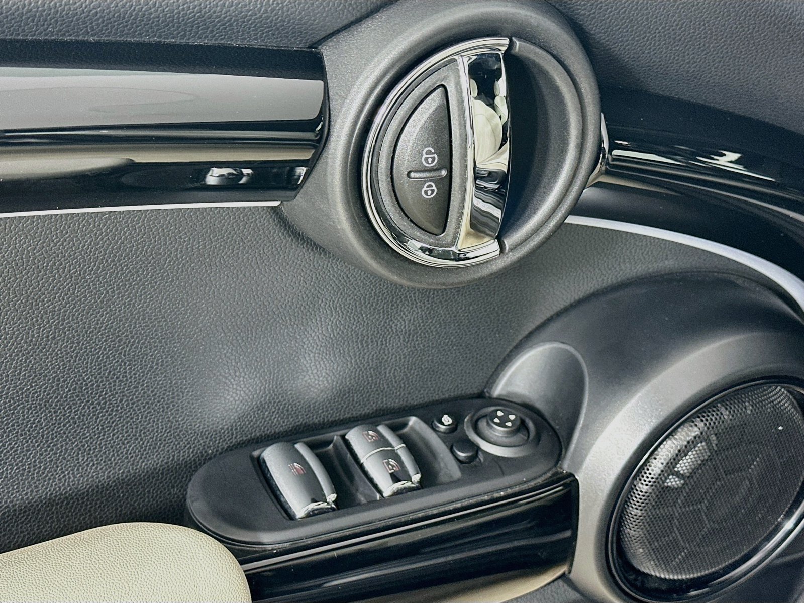 Certified 2024 MINI Cooper S FWD image 16