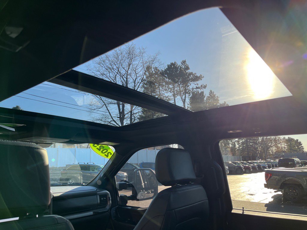 Used 2025 Ford F150 Lariat w/ Equipment Group 501A Mid image 12