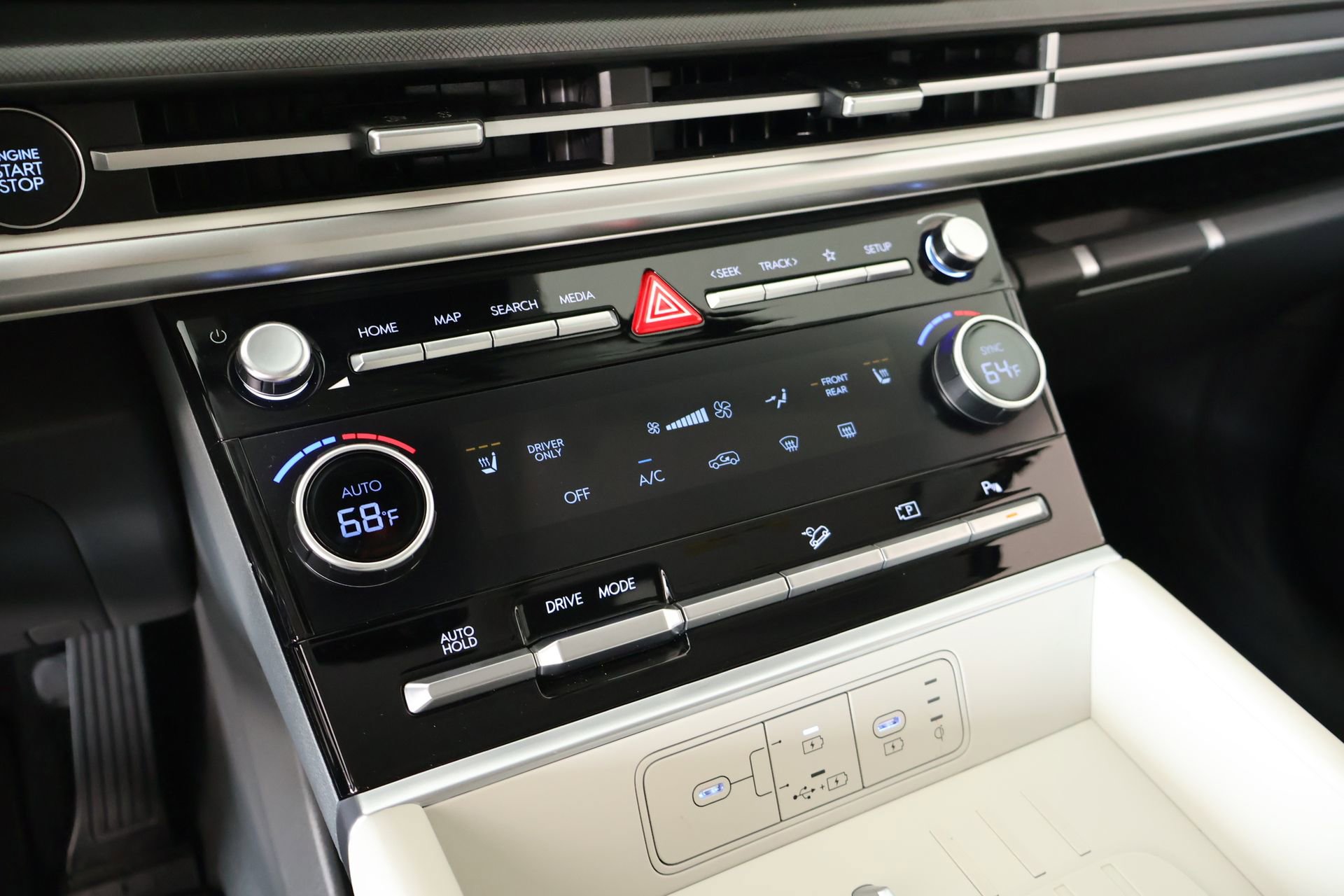 Used 2026 Hyundai Santa Fe SEL FWD image 7