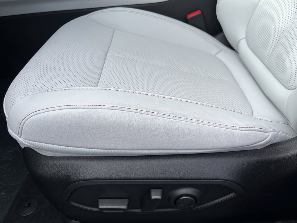 New 2026 Jeep Cherokee Limited image 27