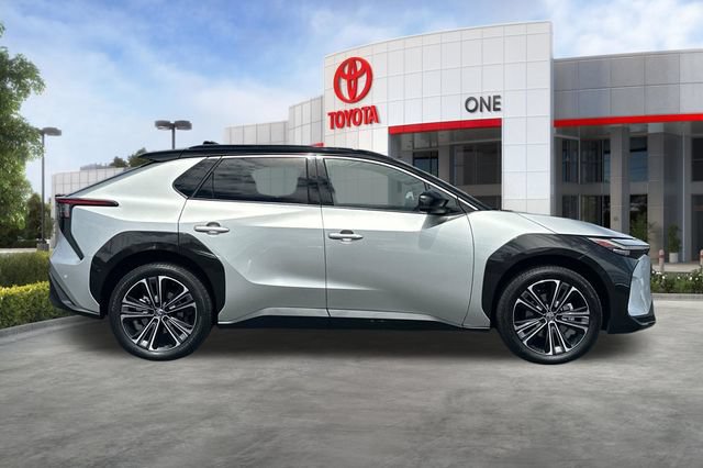 Used 2024 Toyota bZ4X AWD w/ Weather Package image 3