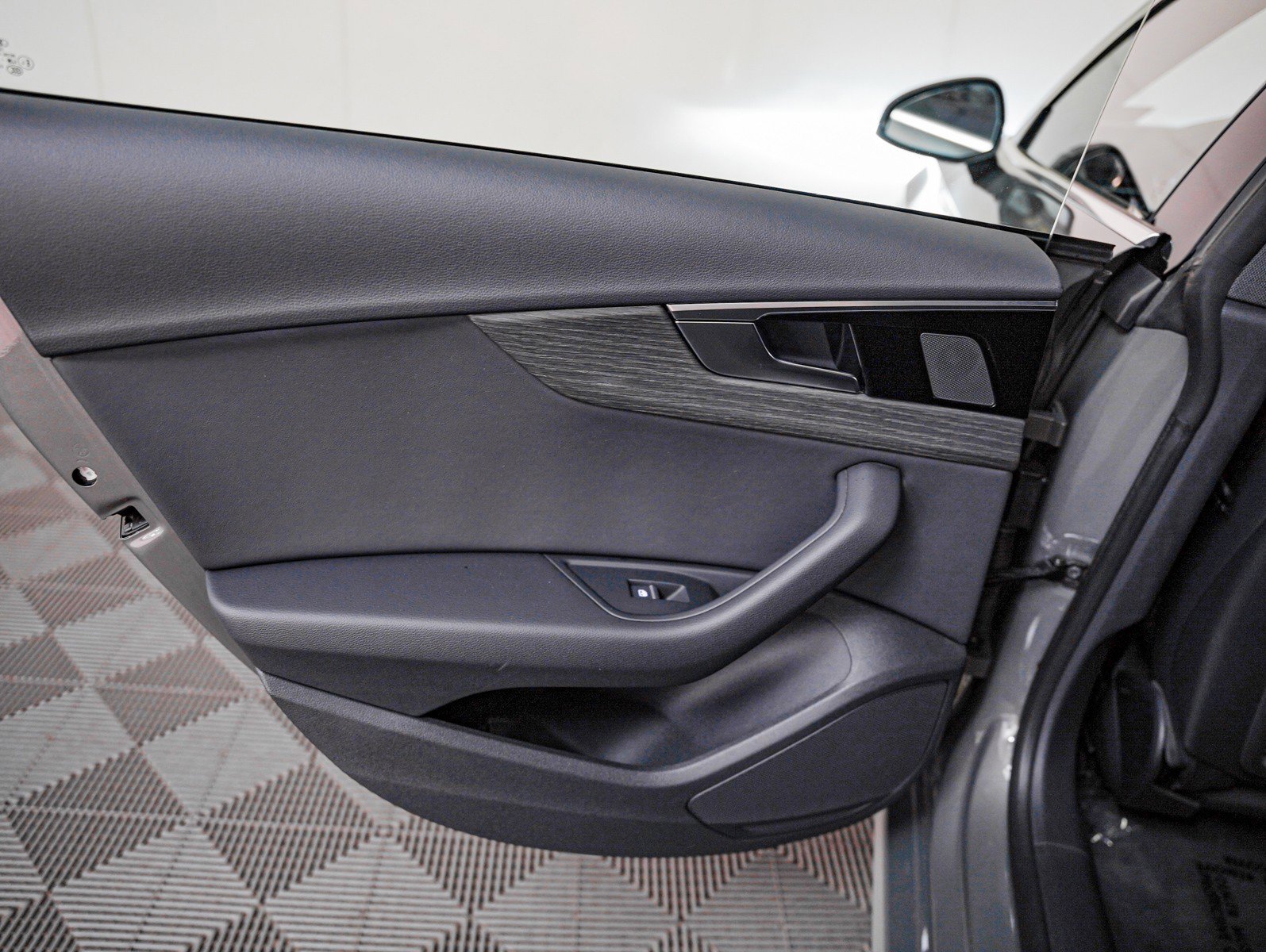 Used 2023 Audi A5 2.0T Premium w/ Convenience Package image 24