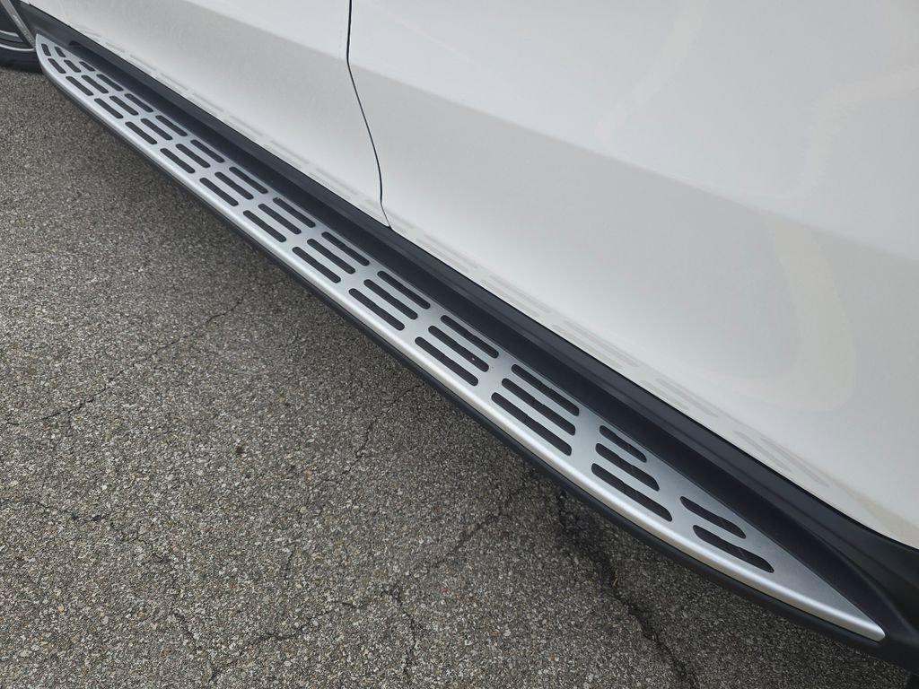 New 2026 Mercedes-Benz EQE 320 4MATIC SUV image 23