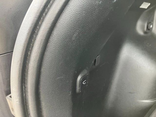 Used 2022 Jeep Cherokee Trailhawk w/ Comfort/Convenience Group image 29