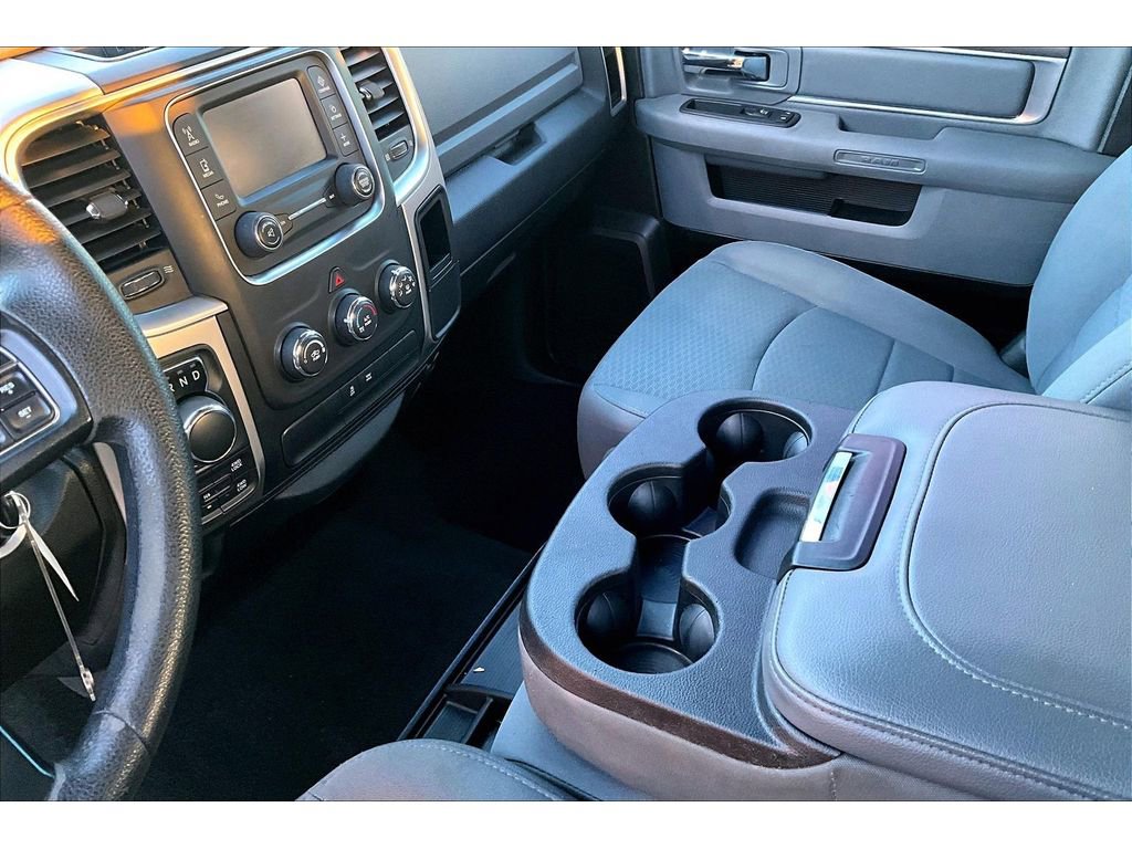 Used 2017 RAM 1500 Classic SLT image 18