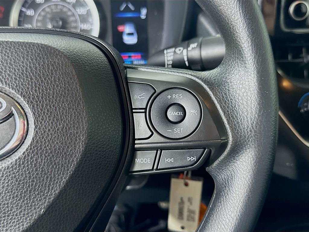 Used 2022 Toyota Corolla LE FWD image 21