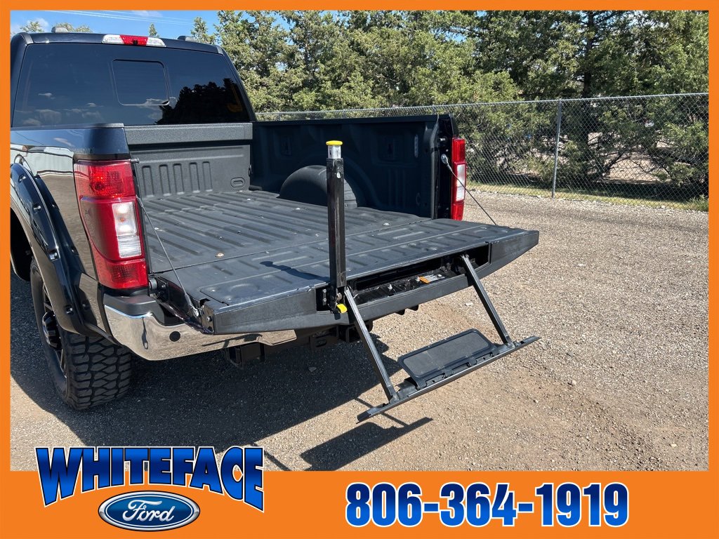 Used 2020 Ford F250 Lariat w/ Lariat Value Package image 7