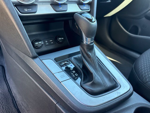 Used 2019 Hyundai Elantra SE w/ Cargo Package FWD image 12