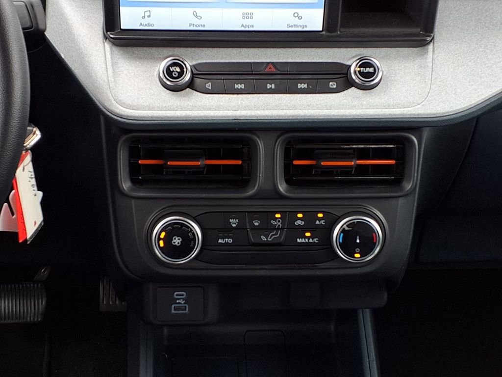 Used 2024 Ford Maverick XLT image 15