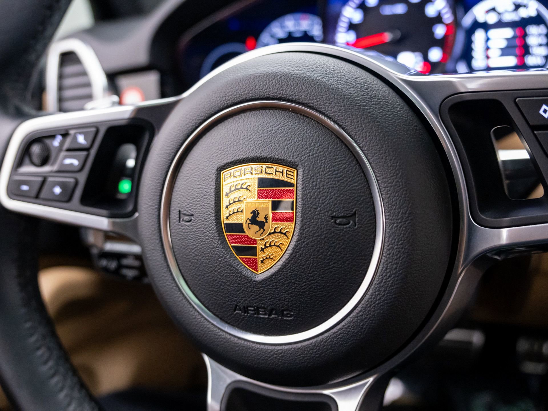 Certified 2022 Porsche Cayenne S Platinum image 21