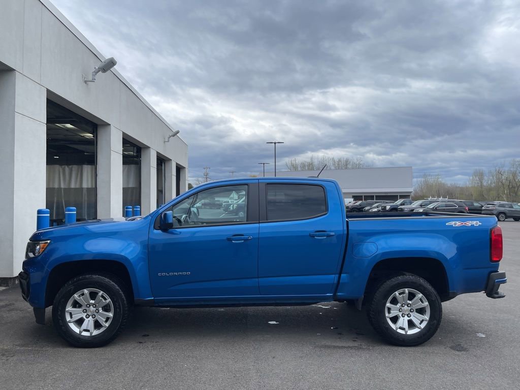 Used 2022 Chevrolet Colorado LT w/ Luxury Package AWD/4WD image 3