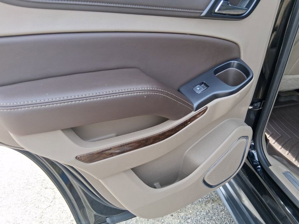 Used 2020 Chevrolet Tahoe LT image 17