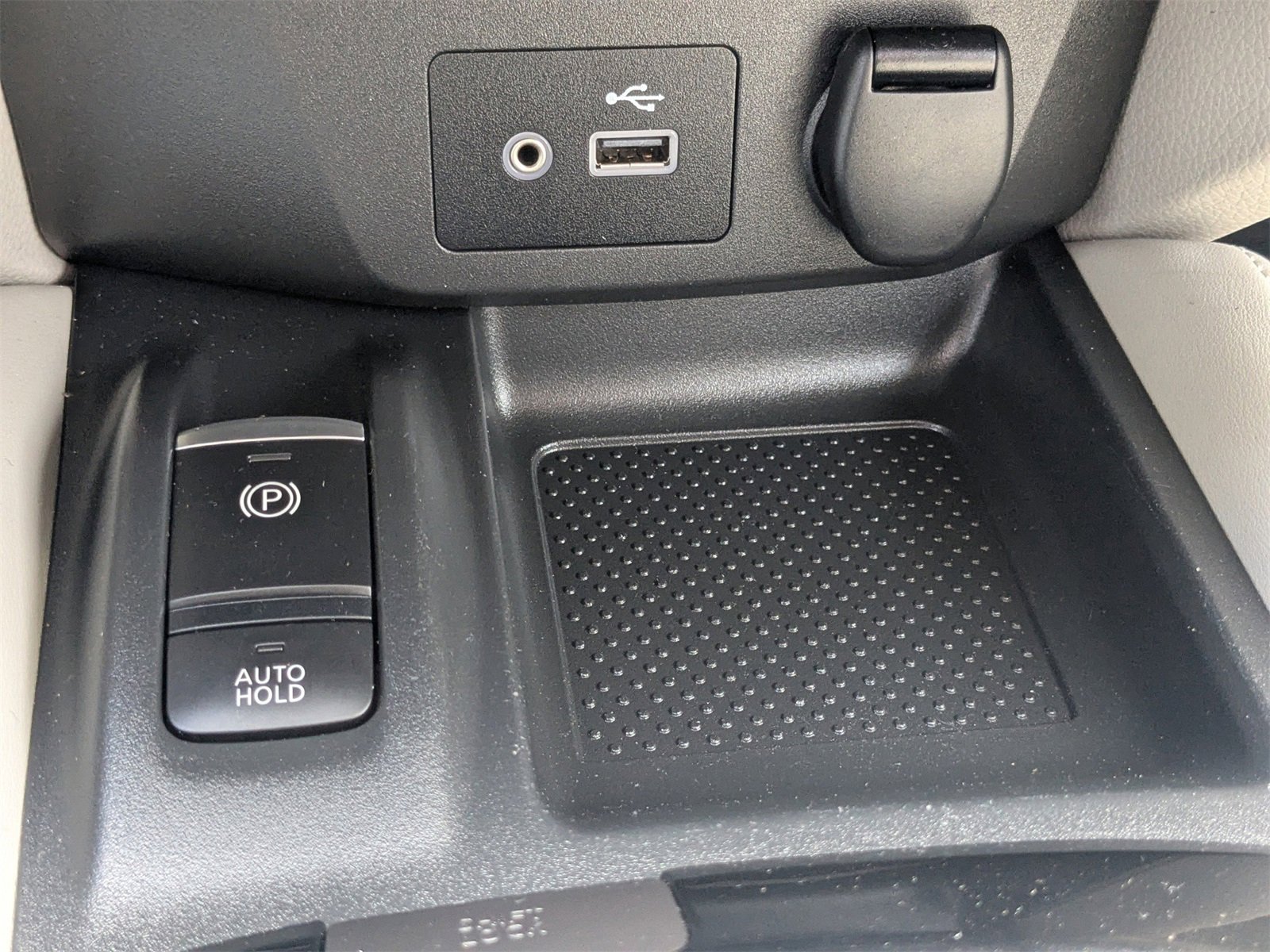 Used 2019 Nissan Rogue Sport SL w/ Premium Package image 24