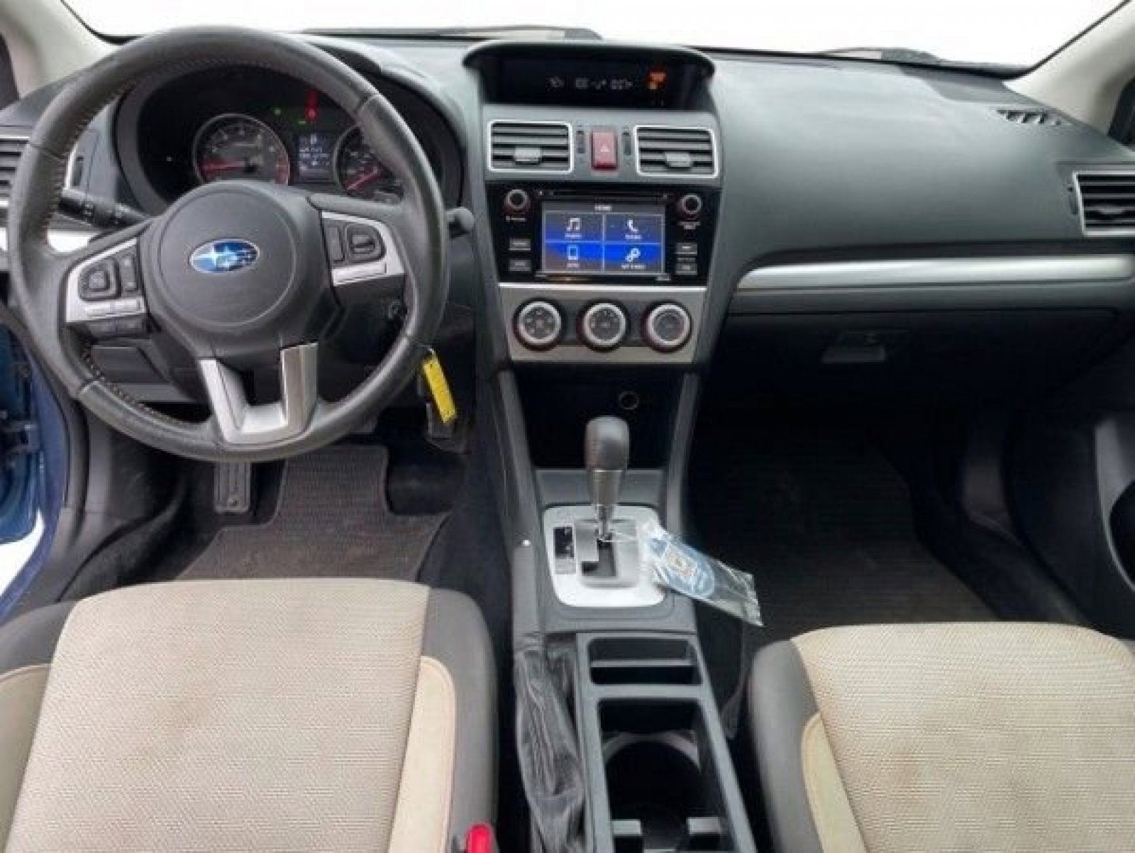 Used 2017 Subaru Crosstrek 2.0i Premium image 12