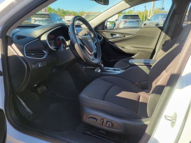 Used 2024 Chevrolet Malibu LT w/ Sport Edition FWD image 8