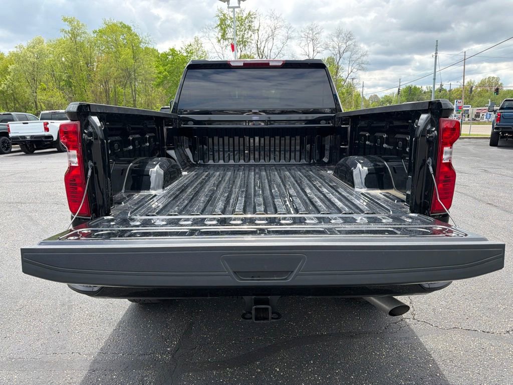Used 2025 Chevrolet Silverado 2500 Custom w/ Custom Value Package AWD/4WD image 29