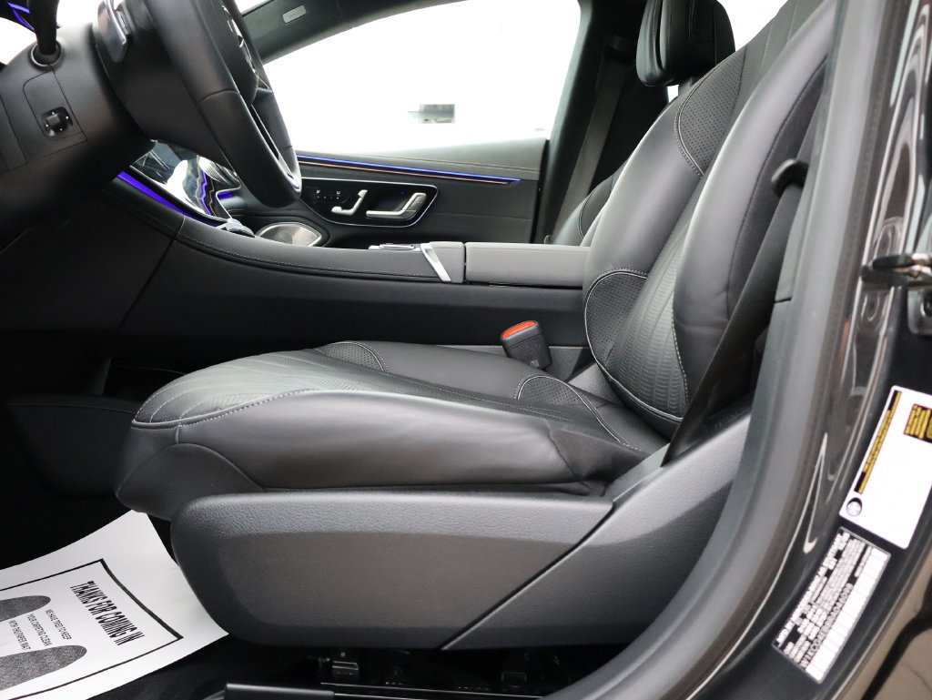 Certified 2024 Mercedes-Benz EQS 580 4MATIC Sedan image 37