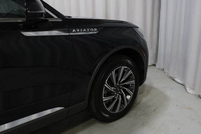 New 2026 Lincoln Aviator AWD image 27