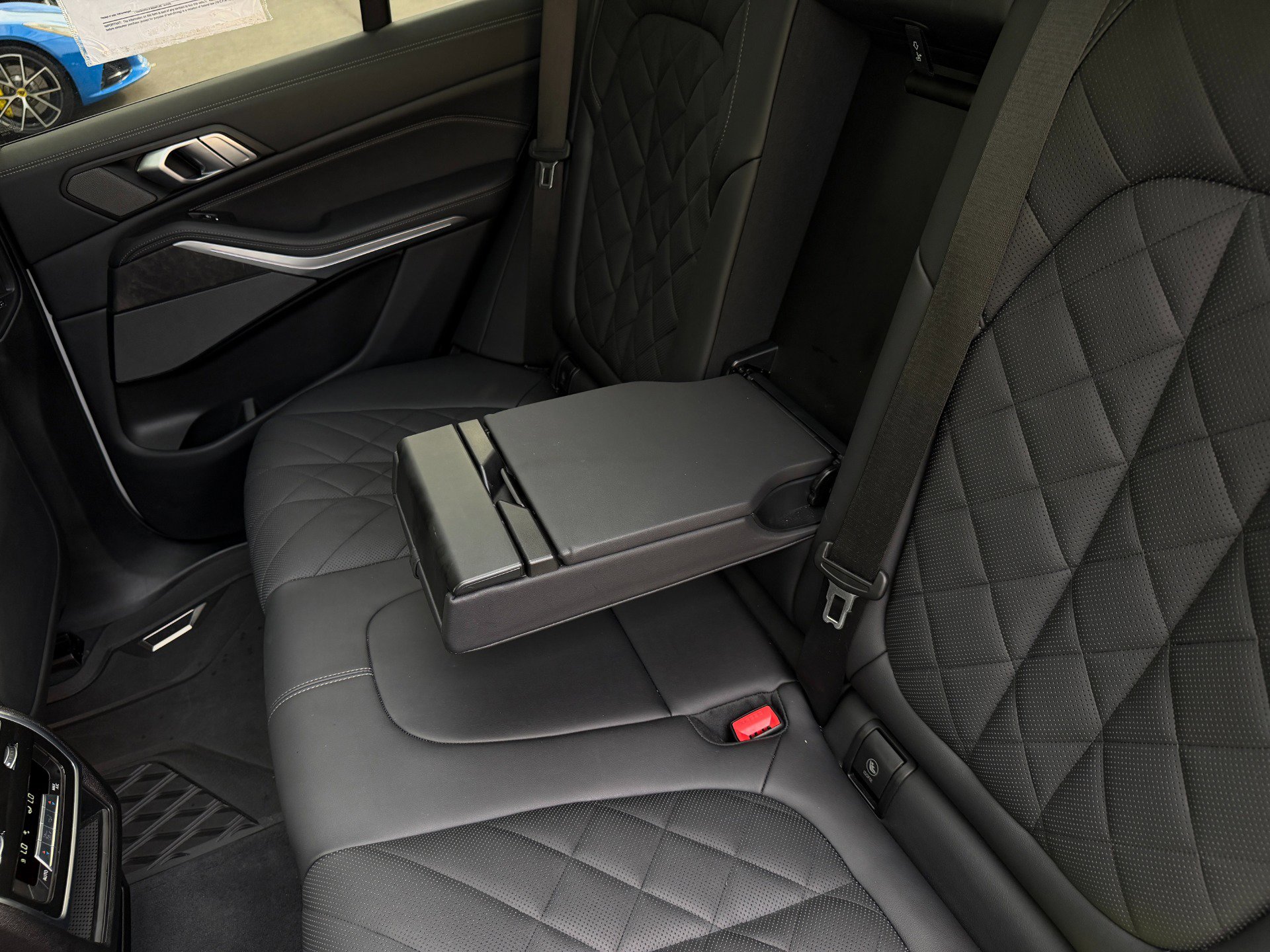 Used 2024 BMW X5 xDrive40i w/ M Sport Package image 22