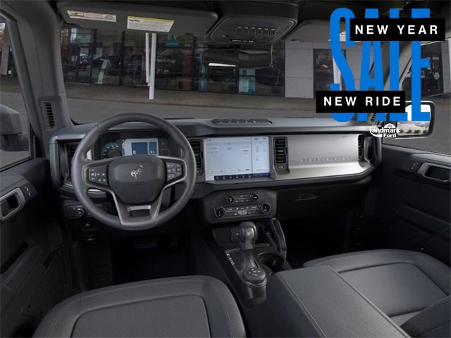 New 2025 Ford Bronco Badlands image 9