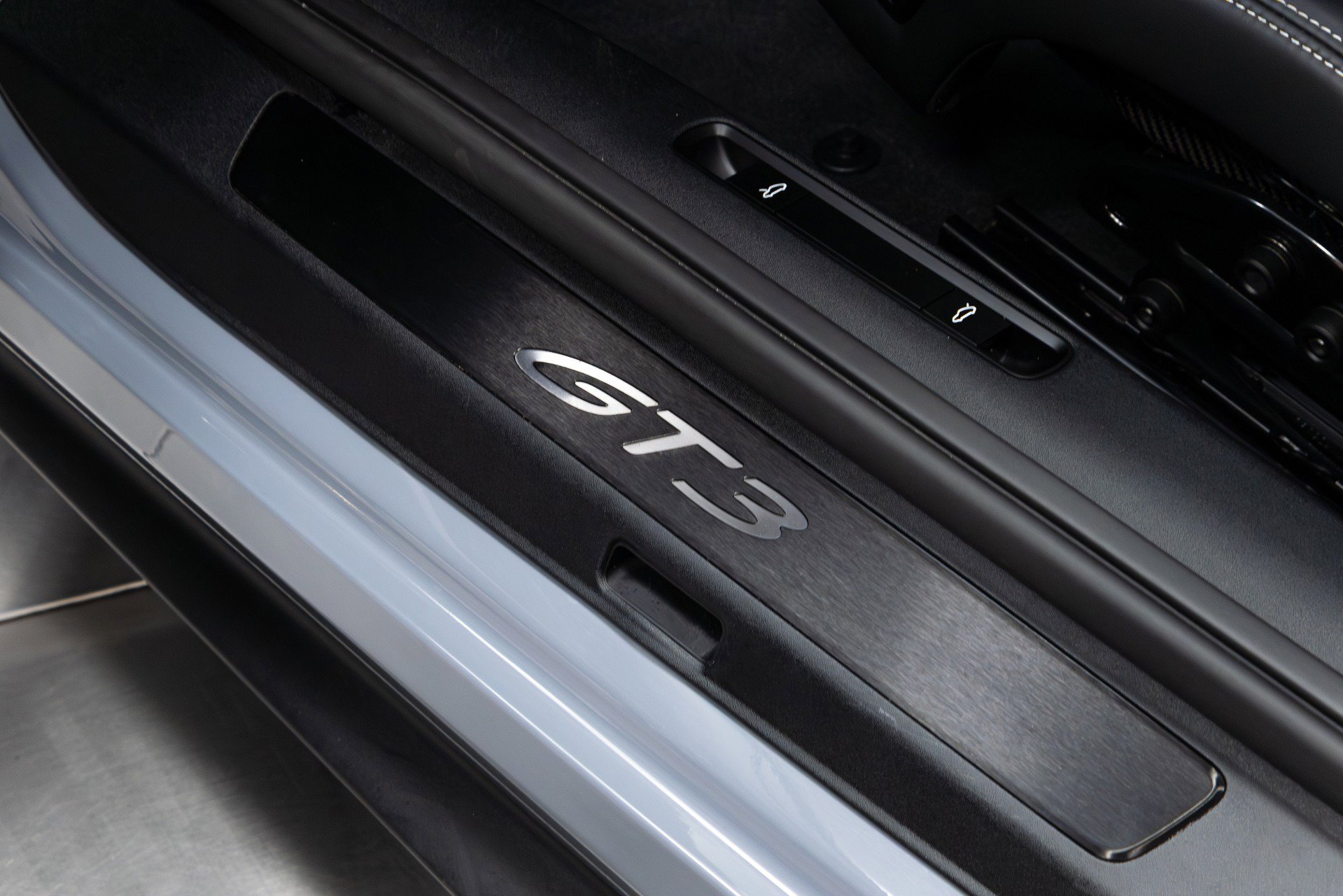 Used 2024 Porsche 911 GT3 Touring w/ Chrono Package image 55
