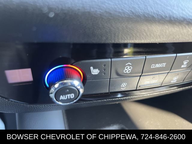 Used 2020 Buick Enclave Essence image 14