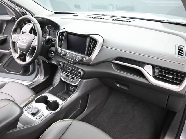 Used 2024 GMC Terrain AT4 image 40