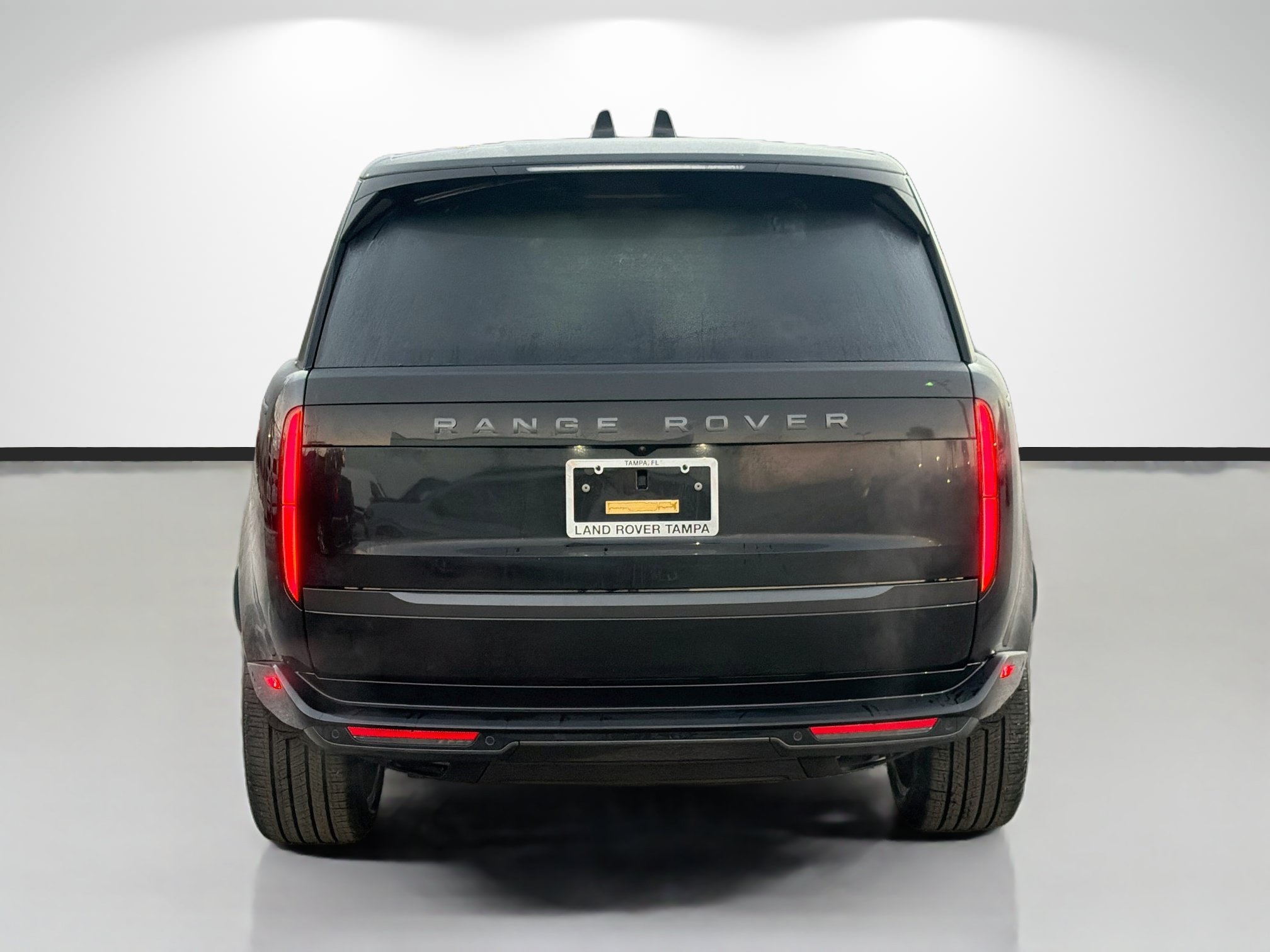 New 2027 Land Rover Range Rover SE AWD/4WD image 4