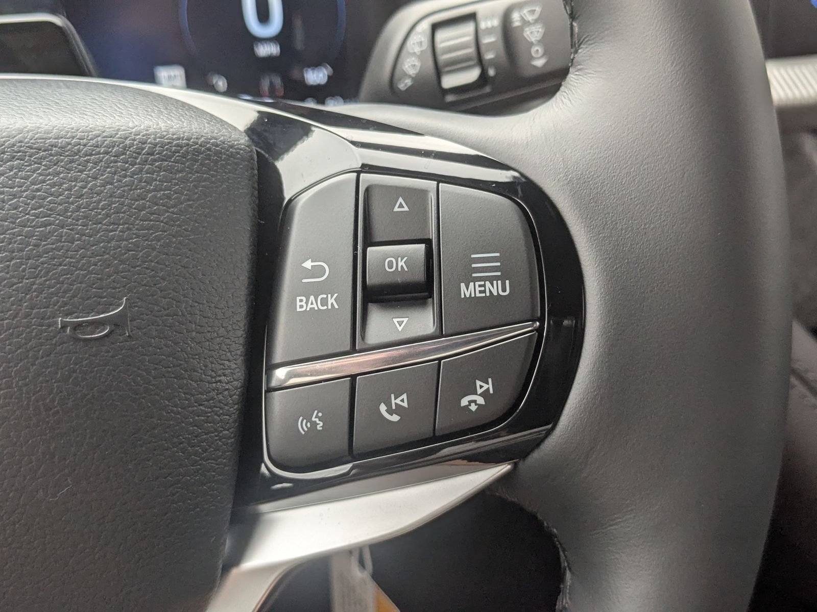 New 2026 Ford Explorer Platinum w/ LUX Leather Package AWD/4WD image 18