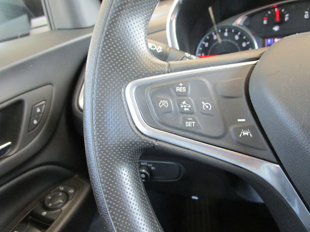 Used 2023 Chevrolet Equinox LT w/ LPO, Floor Liner Package FWD image 31