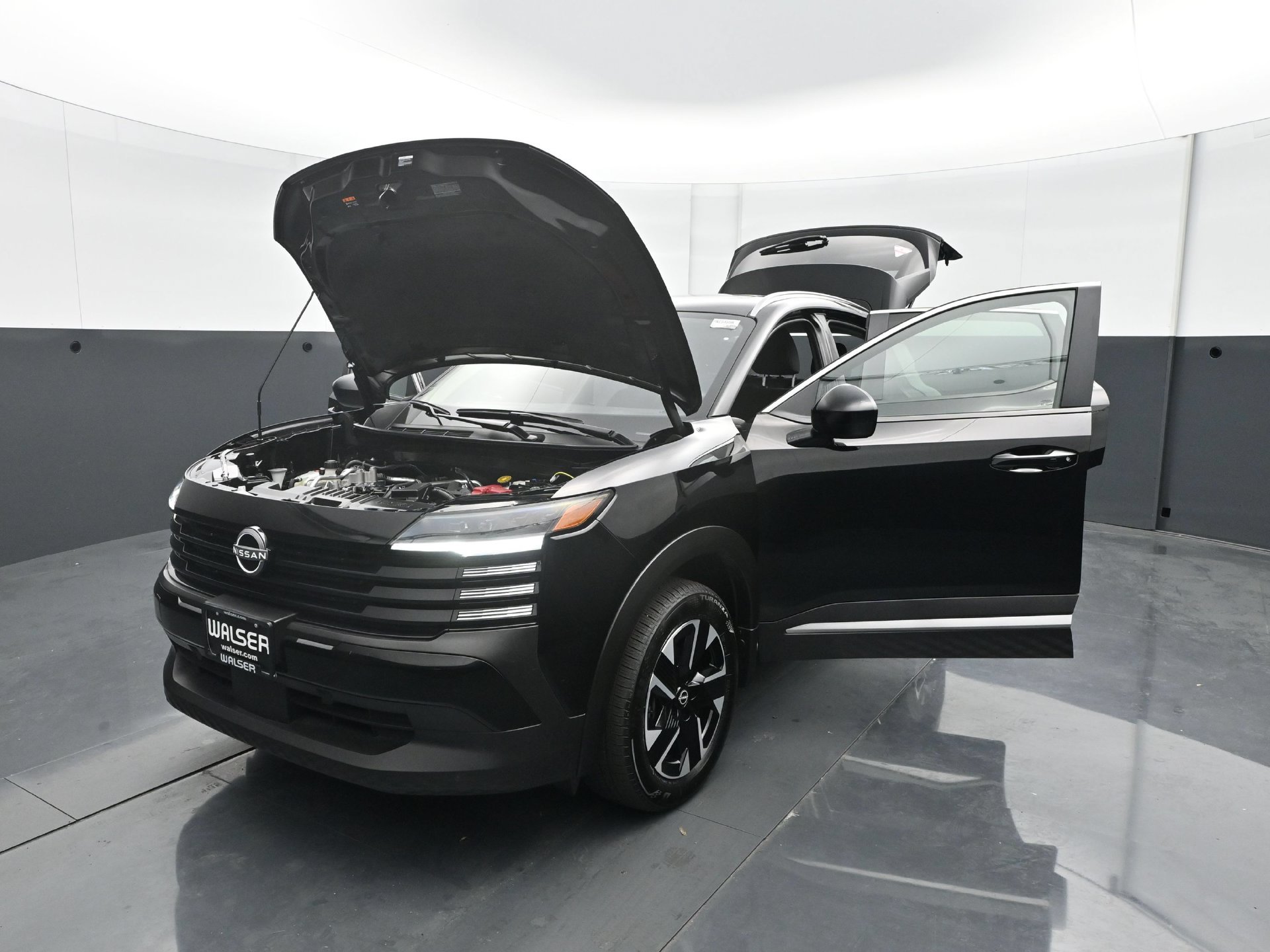 Used 2025 Nissan Kicks SV w/ SV Premium Package AWD/4WD image 28