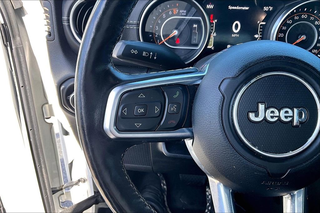 Used 2020 Jeep Wrangler Unlimited Sahara image 25