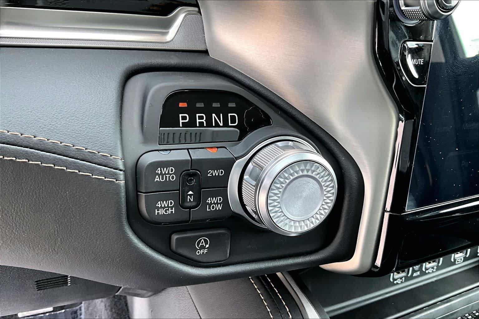 Used 2026 RAM 1500 Tungsten AWD/4WD image 17