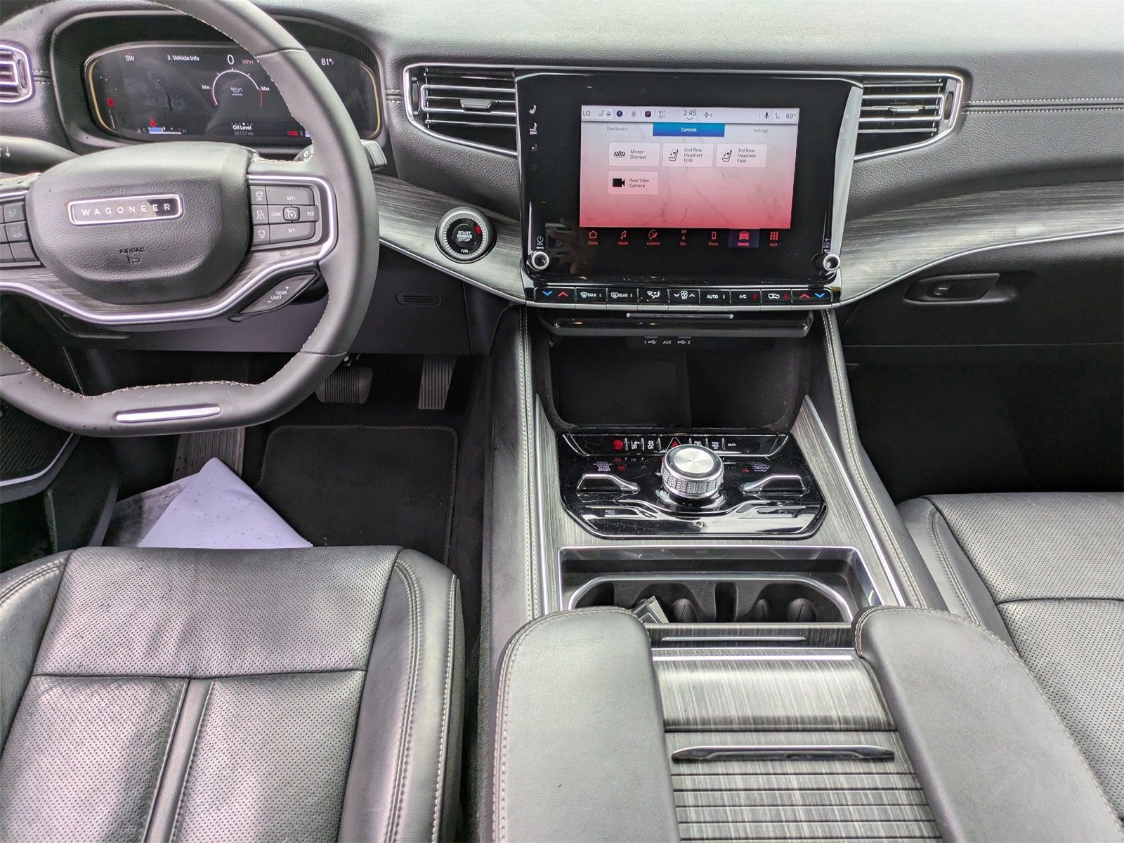 Used 2024 Jeep Wagoneer L Series III w/ Flexible Seating Group image 17