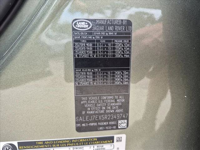 Used 2024 Land Rover Defender 110 S AWD/4WD image 26