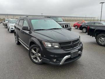 Used 2018 Dodge Journey Crossroad w/ Nav & Sun Group image 1
