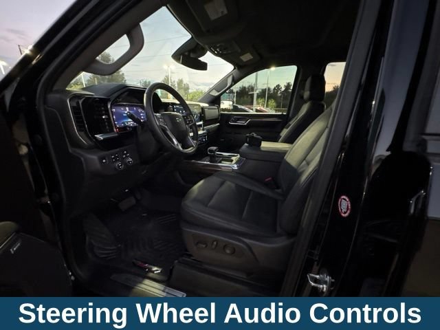 Used 2025 Chevrolet Silverado 1500 LT Trail Boss w/ Convenience Package II AWD/4WD image 18