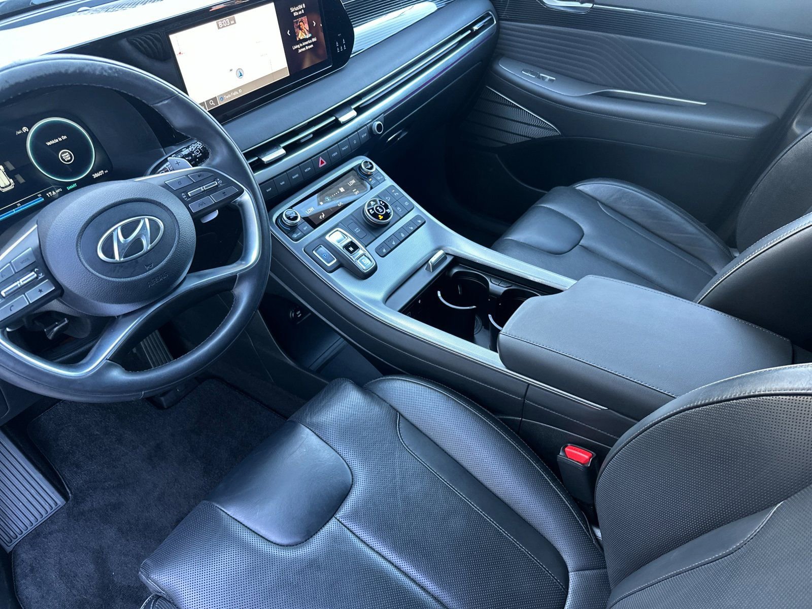 Used 2023 Hyundai Palisade Calligraphy image 9