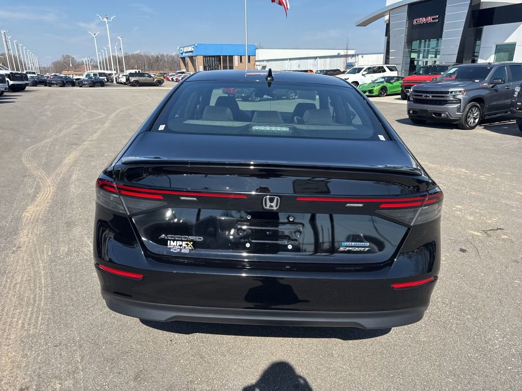 Used 2025 Honda Accord Sport image 4