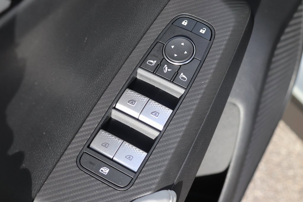 Used 2023 Mitsubishi Outlander SEL AWD/4WD image 10