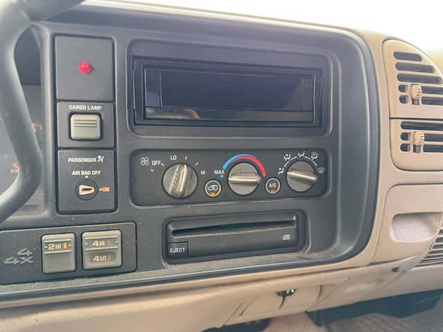 Used 1998 Chevrolet Silverado 1500 4x4 Extended Cab w/ Preferred Equipment Group 2 image 15