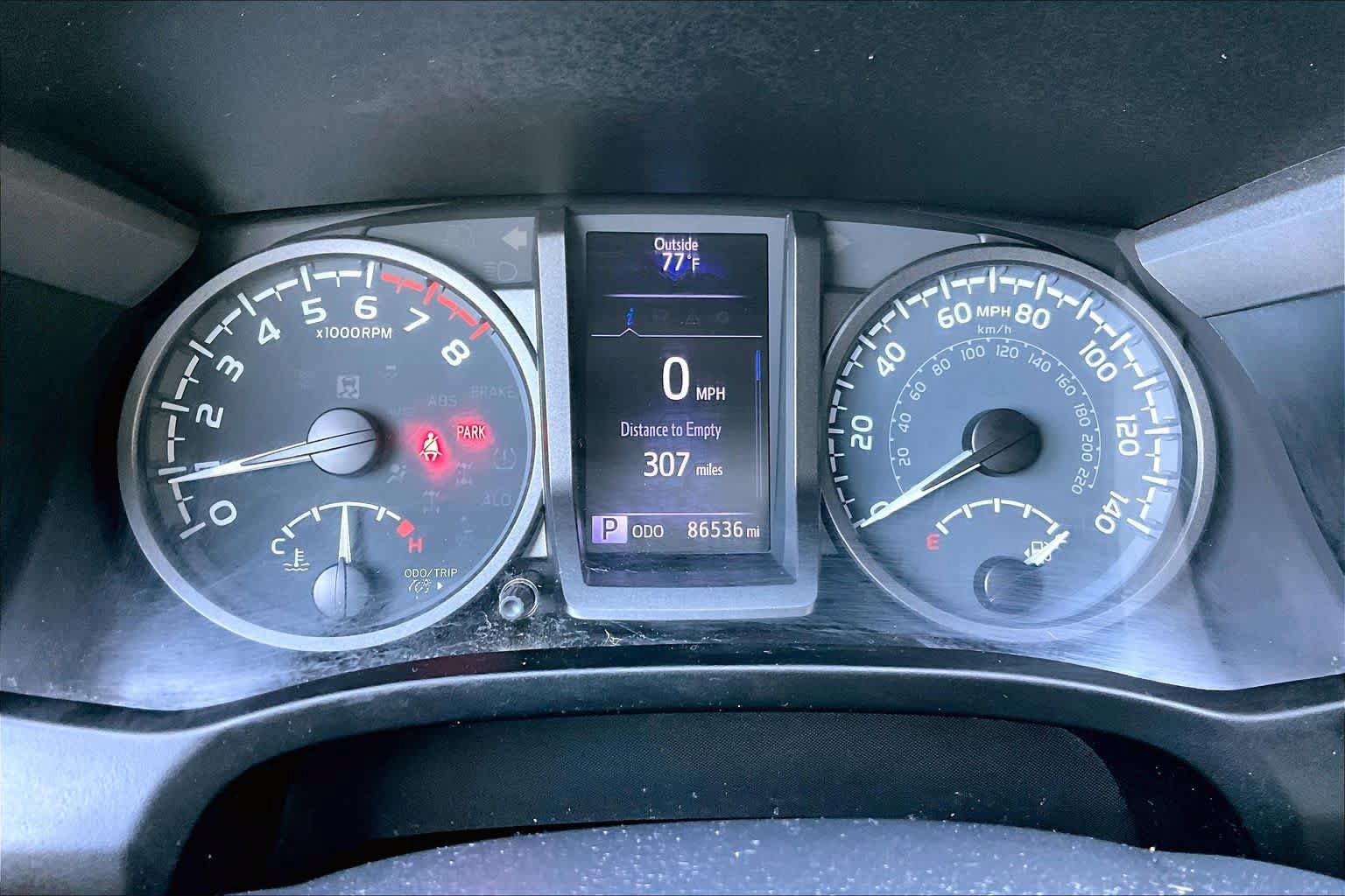 Used 2020 Toyota Tacoma TRD Off-Road w/ Technology Package AWD/4WD image 24